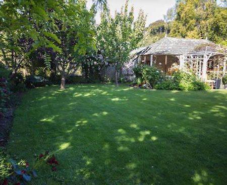 The Summerhouse, Ideal Akaroa Location. Apartman Kültér fotó